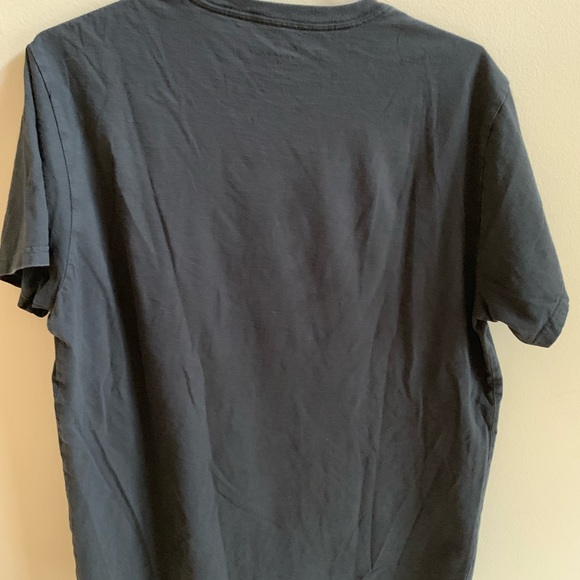 Oakley red/white/blue on black t-shirt grid lines - Picture 4 of 5